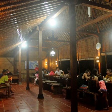 Ary'S Lagoon Bungalow & Hotel Ilhas Karimunjava Exterior foto