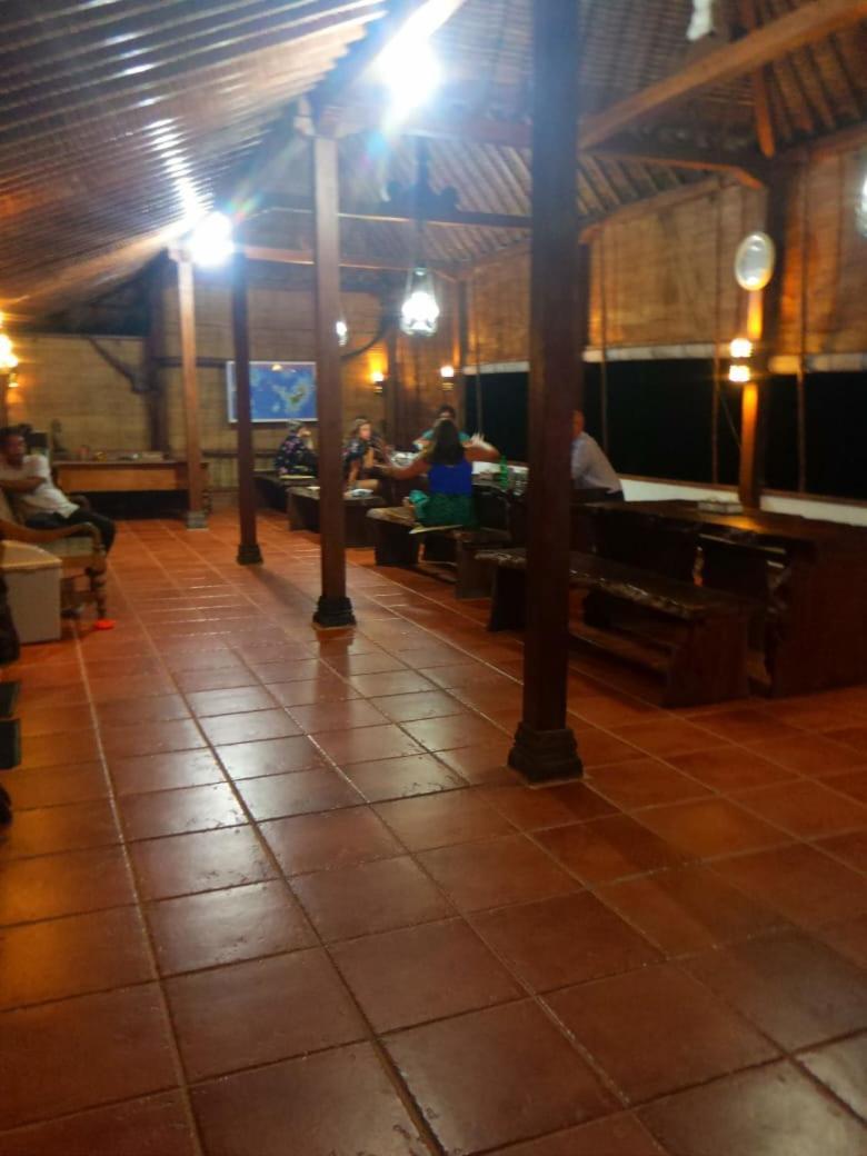 Ary'S Lagoon Bungalow & Hotel Ilhas Karimunjava Exterior foto