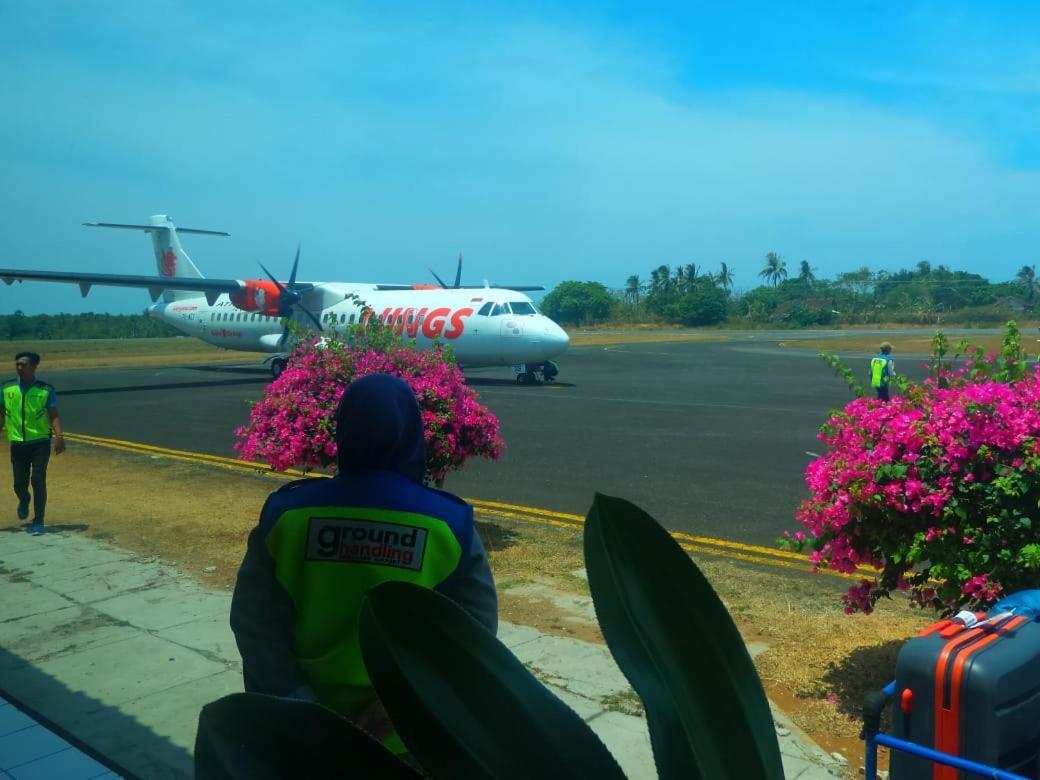 Ary'S Lagoon Bungalow & Hotel Ilhas Karimunjava Exterior foto